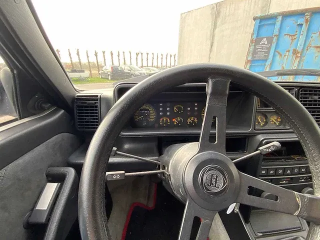 Lancia - delta integrale v8 - oldtimer - afbeelding 11 van  31