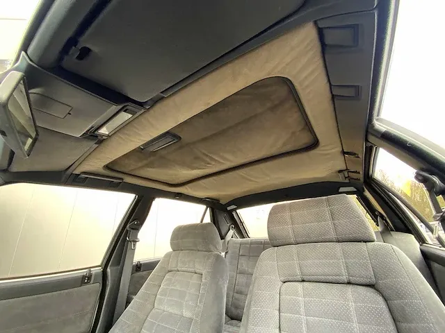 Lancia - delta integrale v8 - oldtimer - afbeelding 18 van  31
