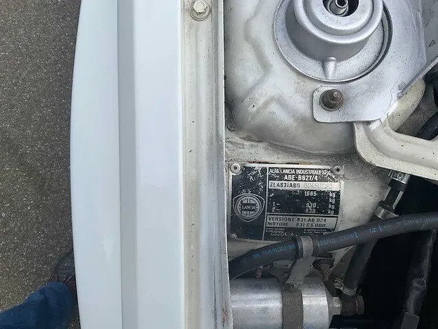 Lancia - delta integrale v8 - oldtimer - afbeelding 21 van  31