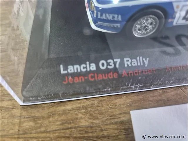 Lancia 037 rally - afbeelding 2 van  3