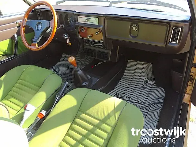 Lancia beta coupé 1300 - afbeelding 16 van  55