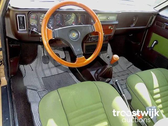 Lancia beta coupé 1300 - afbeelding 28 van  55