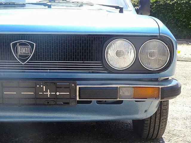 Lancia beta spider 2000 - afbeelding 3 van  55