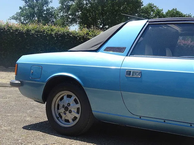 Lancia beta spider 2000 - afbeelding 11 van  55