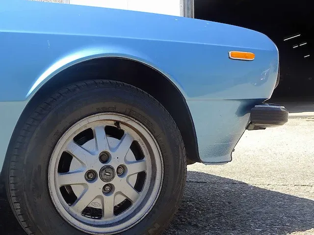 Lancia beta spider 2000 - afbeelding 14 van  55