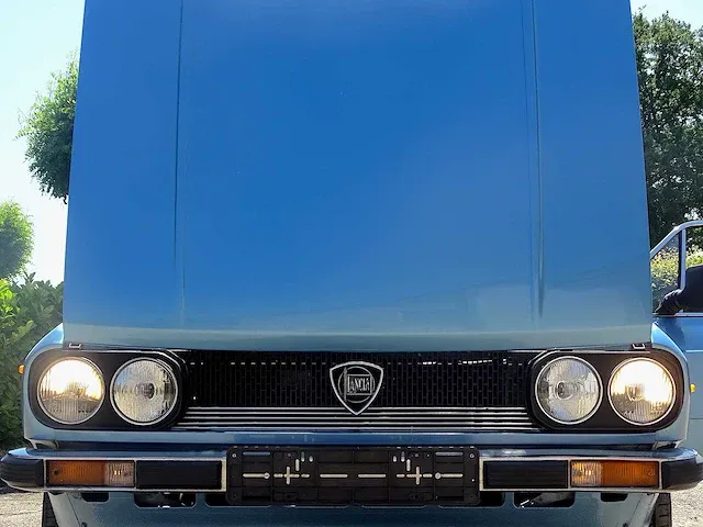 Lancia beta spider 2000 - afbeelding 44 van  55