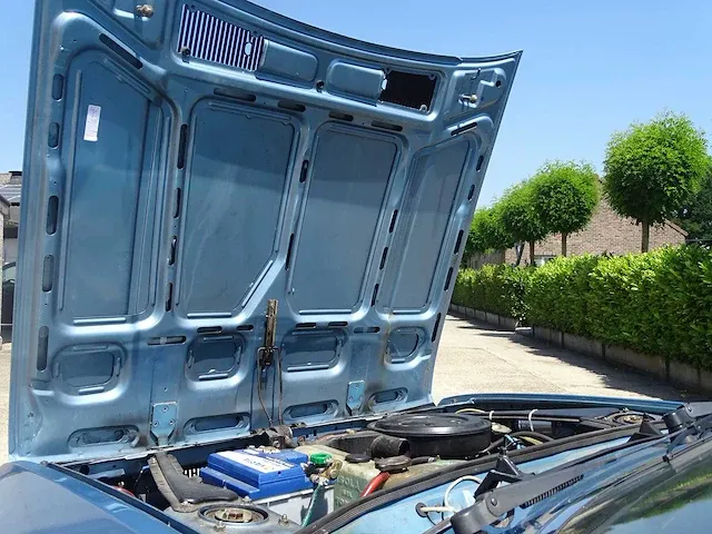 Lancia beta spider 2000 - afbeelding 46 van  55