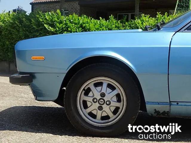Lancia beta spider 2000 - afbeelding 4 van  55