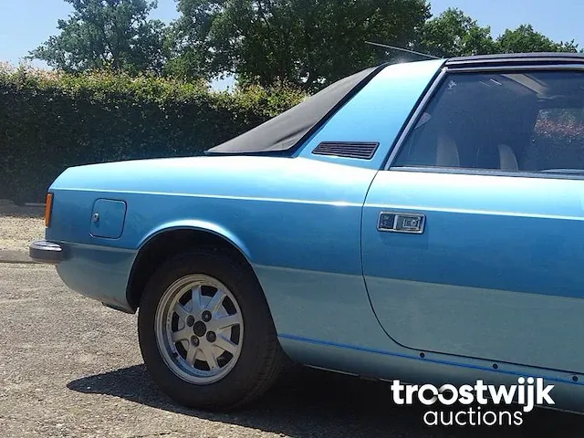 Lancia beta spider 2000 - afbeelding 11 van  55