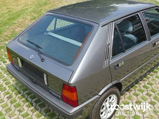 Lancia delta 1300 - afbeelding 6 van  55