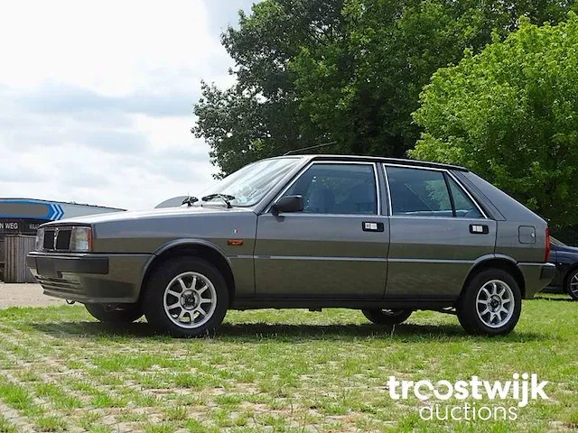 Lancia delta 1300 - afbeelding 12 van  55