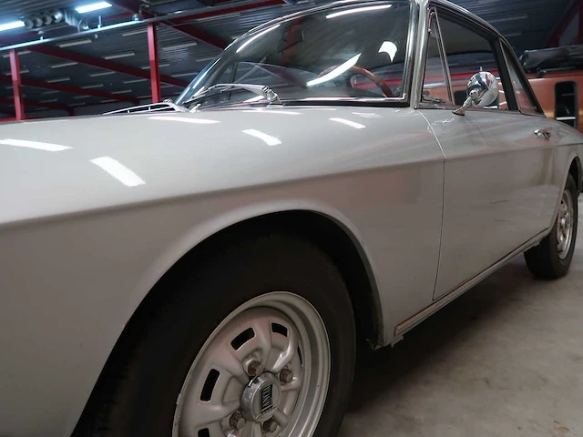 Lancia fulvia 1.3s - afbeelding 18 van  59