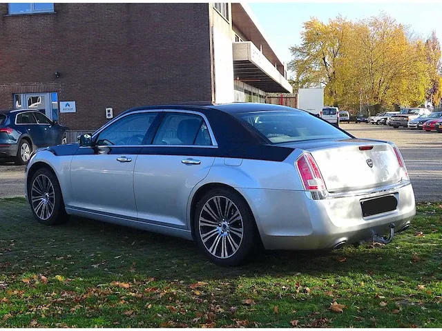 Lancia thema 3.0 v6 crd - afbeelding 23 van  31