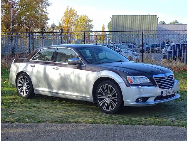 Lancia thema 3.0 v6 crd - afbeelding 29 van  31