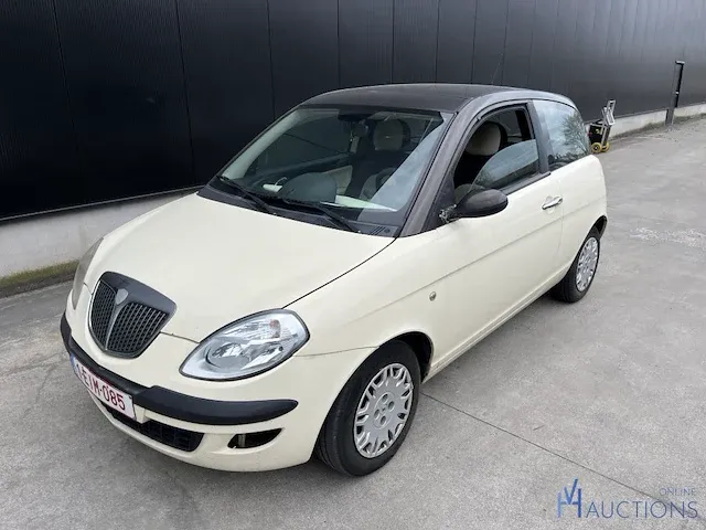 Lancia ypsilon - 2006 - afbeelding 1 van  11