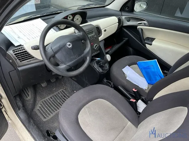 Lancia ypsilon - 2006 - afbeelding 9 van  11