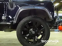Land rover defender 110 's' (custom, lichte vracht) - afbeelding 16 van  52