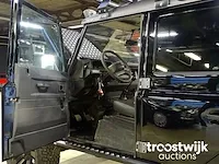 Land rover defender 110 's' (custom, lichte vracht) - afbeelding 27 van  52