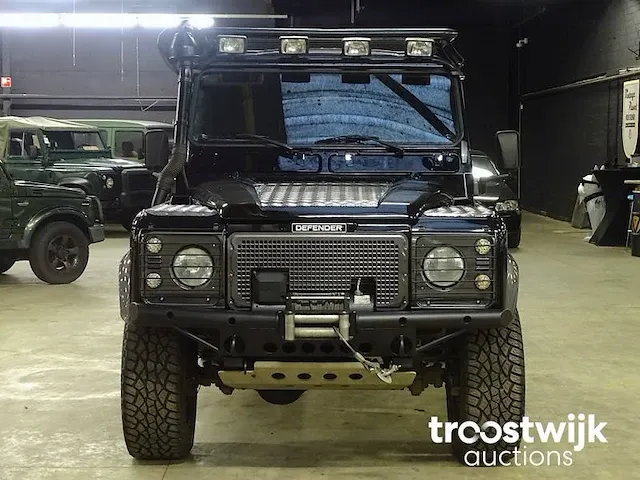 Land rover defender 110 's' (custom, lichte vracht) - afbeelding 52 van  52