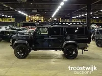 Land rover defender 110 's' (custom, lichte vracht) - afbeelding 34 van  52