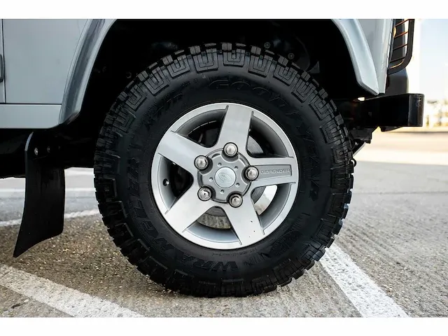 Land rover defender 90 2,4l diesel - 2012 - afbeelding 14 van  98