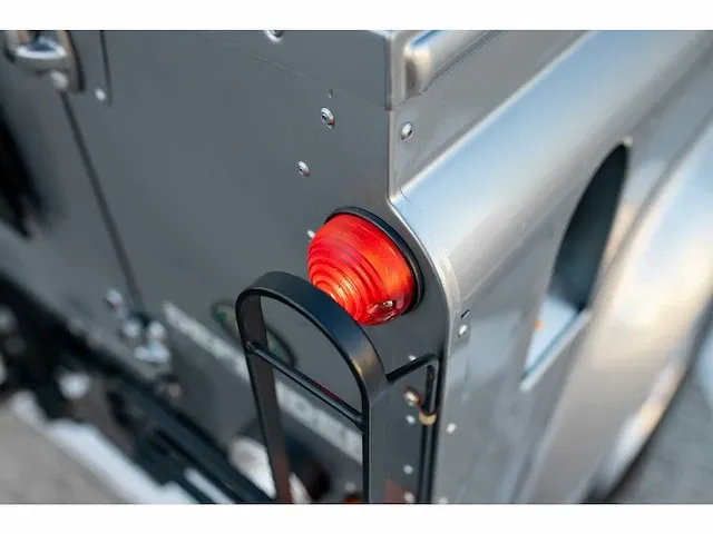 Land rover defender 90 2,4l diesel - 2012 - afbeelding 35 van  98