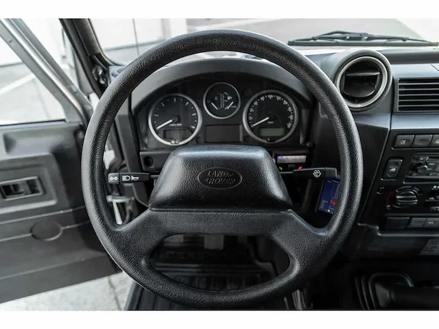 Land rover defender 90 2,4l diesel - 2012 - afbeelding 60 van  98
