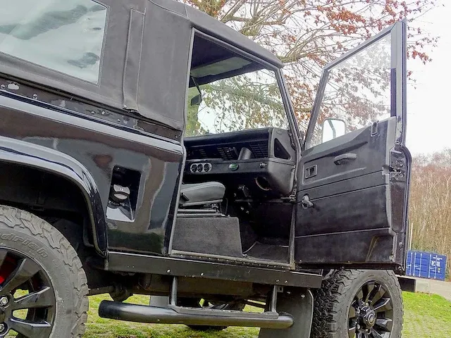 Land rover 'defender' 90 cabrio v8 - afbeelding 13 van  50