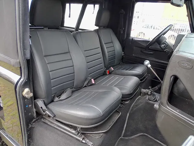 Land rover 'defender' 90 cabrio v8 - afbeelding 15 van  50