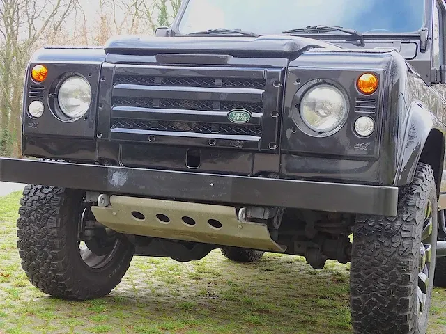 Land rover 'defender' 90 cabrio v8 - afbeelding 48 van  50