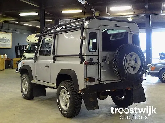 Land rover defender 90 v8 - afbeelding 23 van  48