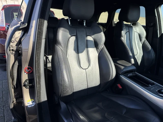 Land rover range rover evoque evoque 2.2 td4 4wd prestige 150 at, 2015 - afbeelding 18 van  28