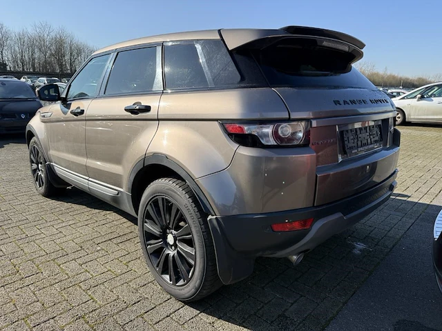 Land rover range rover evoque evoque 2.2 td4 4wd prestige 150 at, 2015 - afbeelding 24 van  28