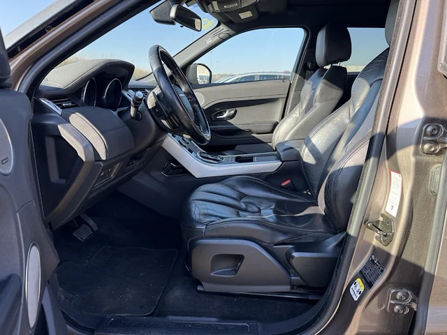 Land rover range rover evoque evoque 2.2 td4 4wd prestige 150 at, 2015 - afbeelding 26 van  28