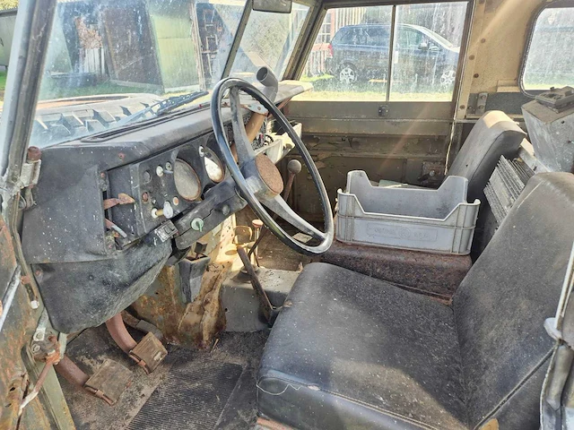 Land rover restauratie project - afbeelding 10 van  13