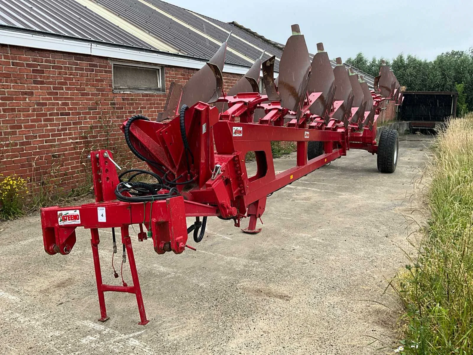 Land-tuinbouwmachines, en originele onderdelen