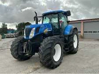 Landbouw- & grondverzetmachines