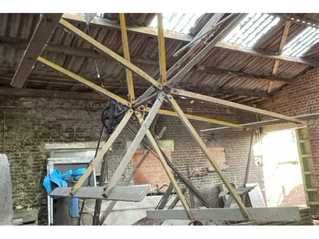 Landbouwmachine met rolband - afbeelding 4 van  7