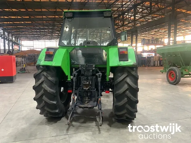 Landbouwtractor - afbeelding 9 van  12
