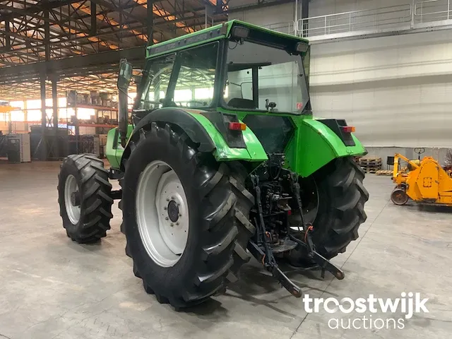 Landbouwtractor - afbeelding 10 van  12
