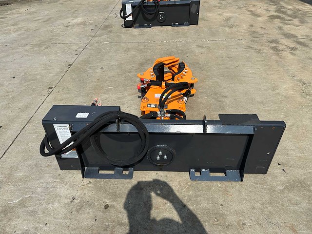 Landhonor - 2024 - rg11-5000g - grijper passend op schranklader - afbeelding 5 van  9