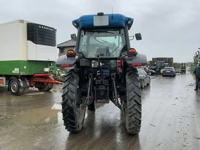 Landini 5-110 d hc vierwielaangedreven landbouwtractor - afbeelding 13 van  16