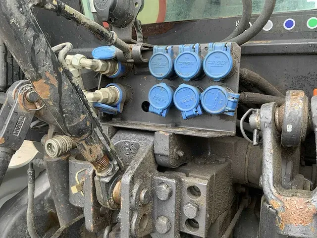 Landini 5-110 d hc vierwielaangedreven landbouwtractor - afbeelding 15 van  16