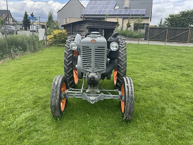 Landini tl25 oldtimer tractor - afbeelding 12 van  19