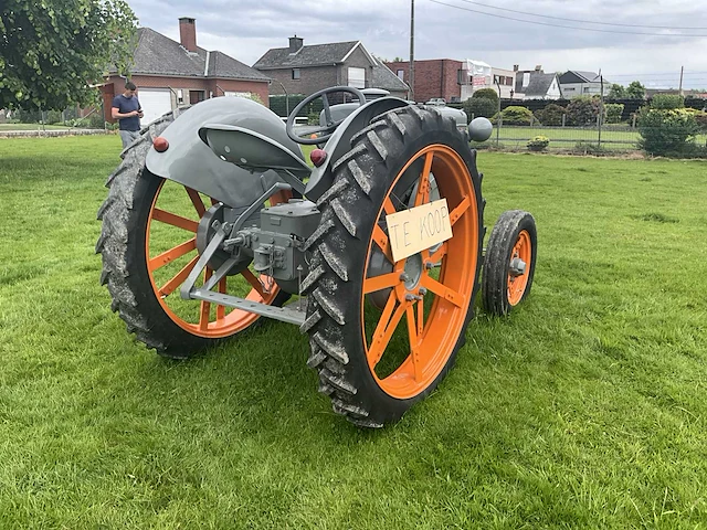 Landini tl25 oldtimer tractor - afbeelding 16 van  19