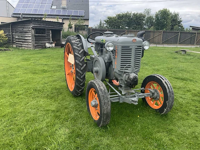 Landini tl25 oldtimer tractor - afbeelding 18 van  19