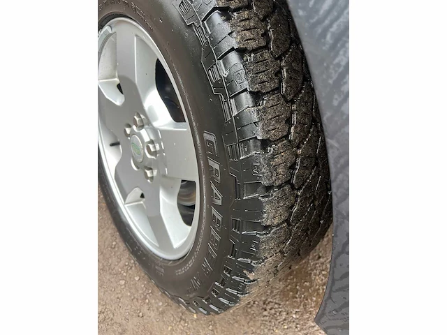 Landrover - 2005 - disco van - - personenauto - afbeelding 9 van  18