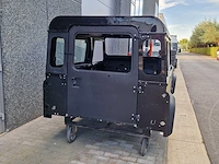 Landrover - defender - 2.4 d - landrover defender 2010 puma bodyshell - 2010 - afbeelding 18 van  27