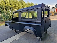 Landrover - defender - 2.4 d - landrover defender 2010 puma bodyshell - 2010 - afbeelding 24 van  27