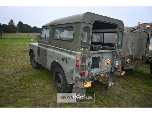 Landrover jeep oldtimer - afbeelding 2 van  16